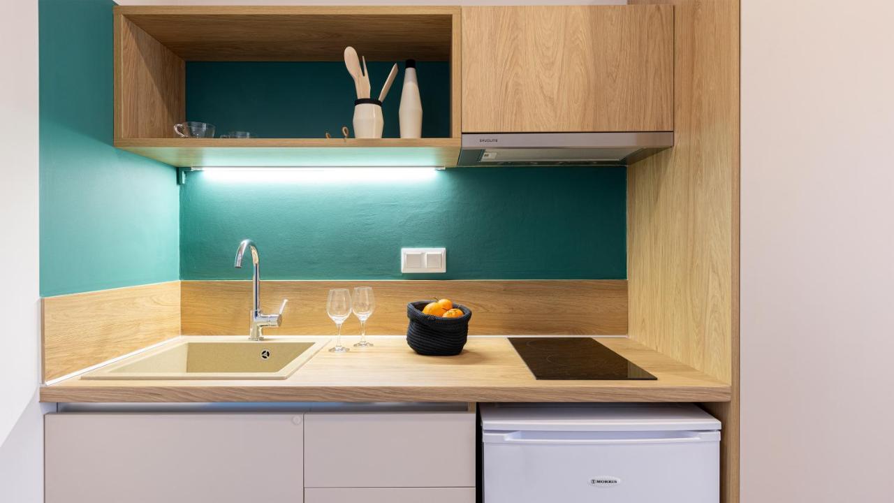 Aether Green Apartments Néa Róda Kültér fotó