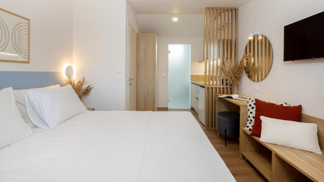 Aether Green Apartments Néa Róda Kültér fotó