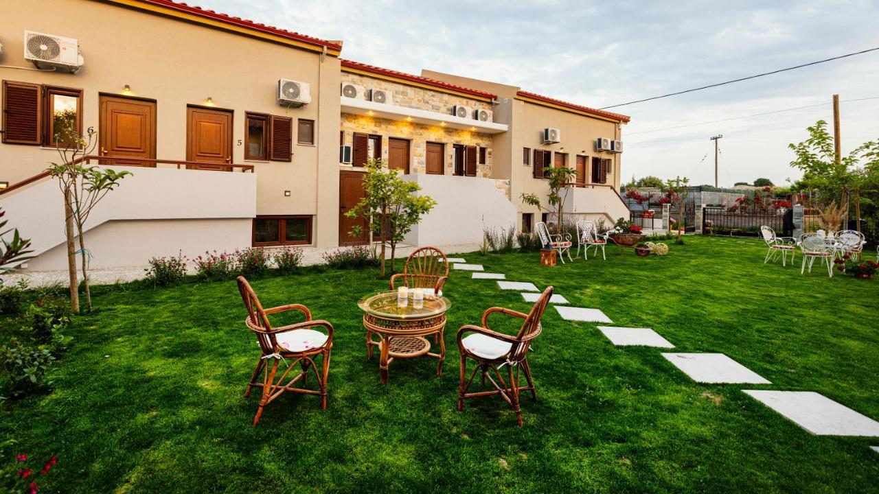 Aether Green Apartments Néa Róda Kültér fotó